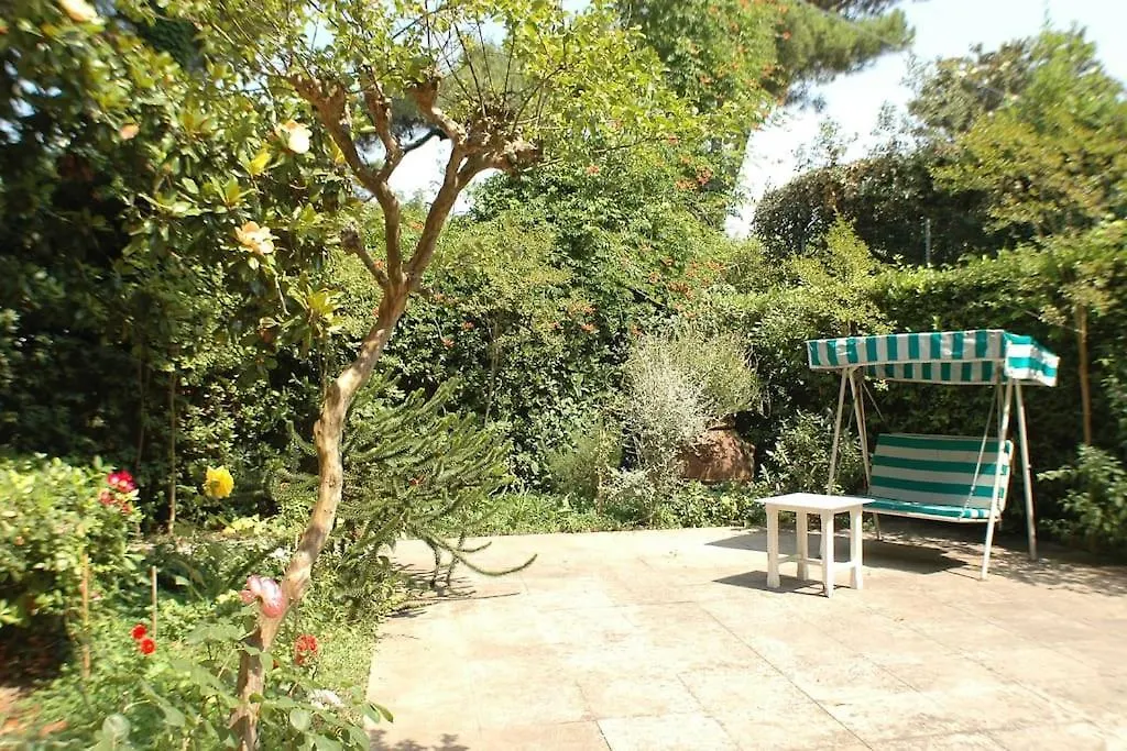 Villa Il Platano Con Giardino Beachfront Forte dei Marmi 0*,  Italy