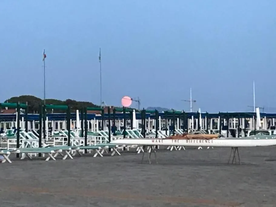 Villa Il Platano Con Giardino Beachfront Forte dei Marmi